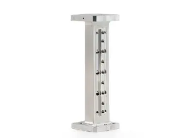 Komponent i aluminium med hull